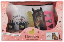Loves Horses Make-up Tasje Giftset, Inhoud: 7 Ml Nagellak Go