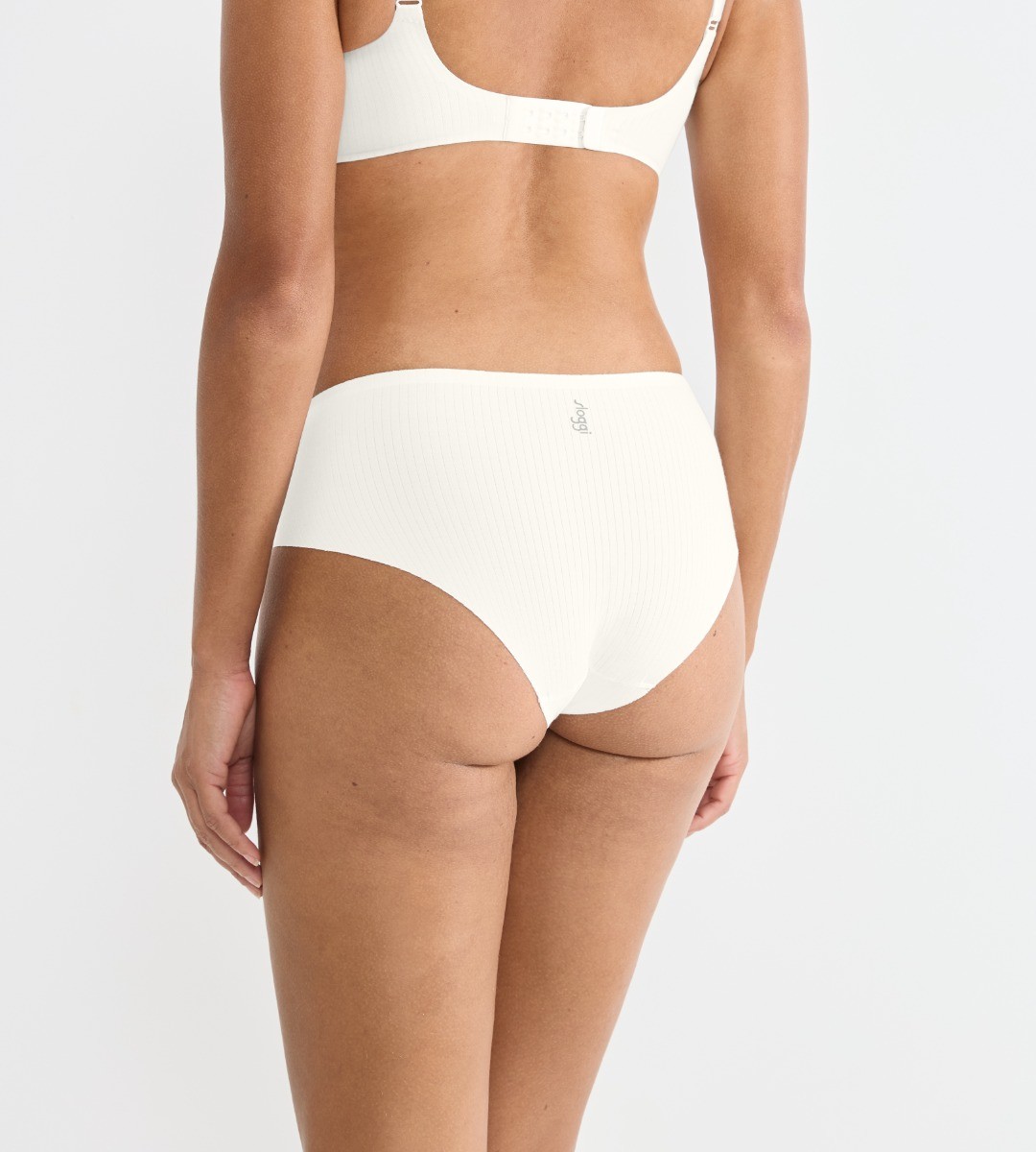 Sloggi ZERO Feel Dames Pure Hipster Silk White